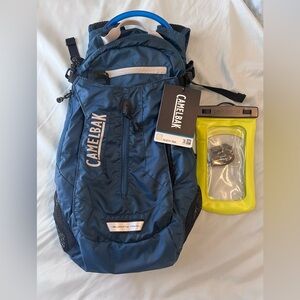 NWT CamelBak 3L Velocity Trail with Waterproof Phone Case